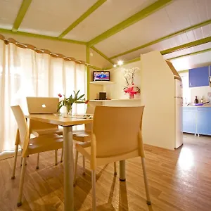https://camping-piper.it-tuscanyhotel.com
